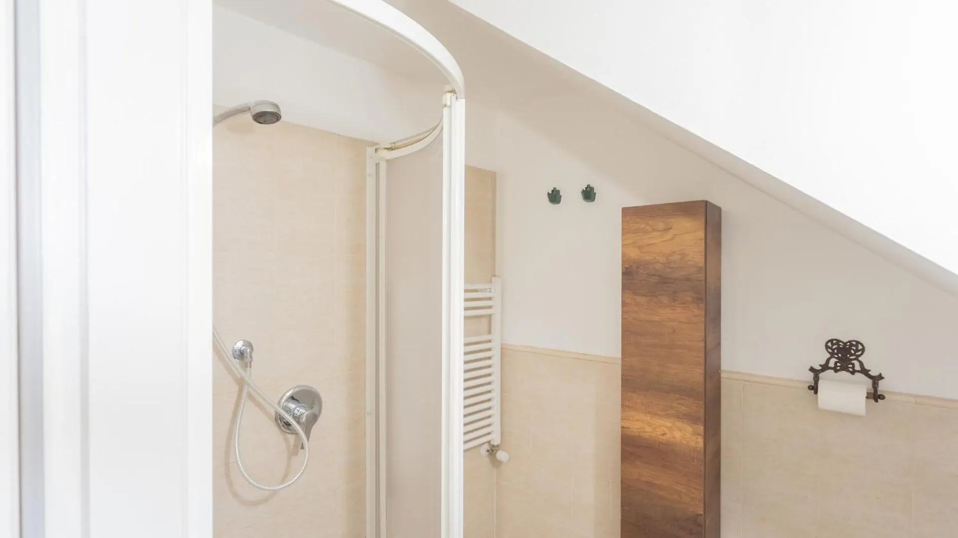 アパート Pretty Studio In Old Town By Rent All Como Carate Urio イタリア